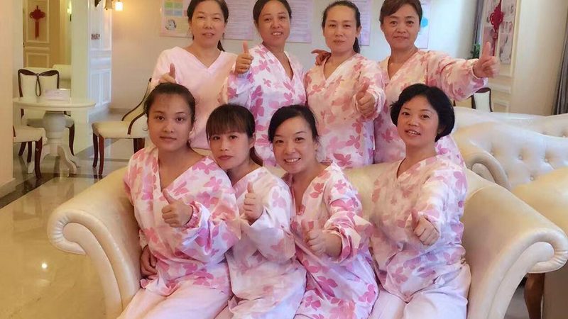 医院母婴护理师，职业发展新路径