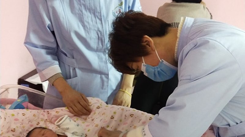 月嫂服务揭秘：服务流程与每日工作内容详解