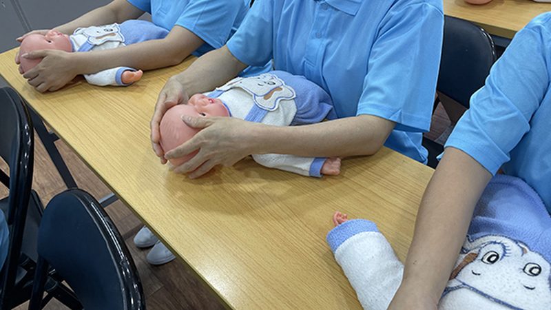 产后修复上门服务，成都市场行情揭秘**