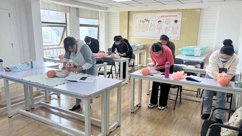 月嫂评分高的平台，往往代表着以下几个方面的优势：